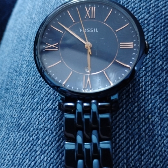 Fossil - Picture 2 of 2